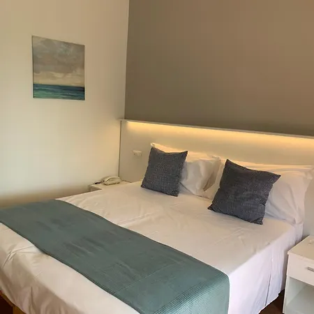 Otel Loveno 2*