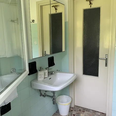 Loveno ميناجيو